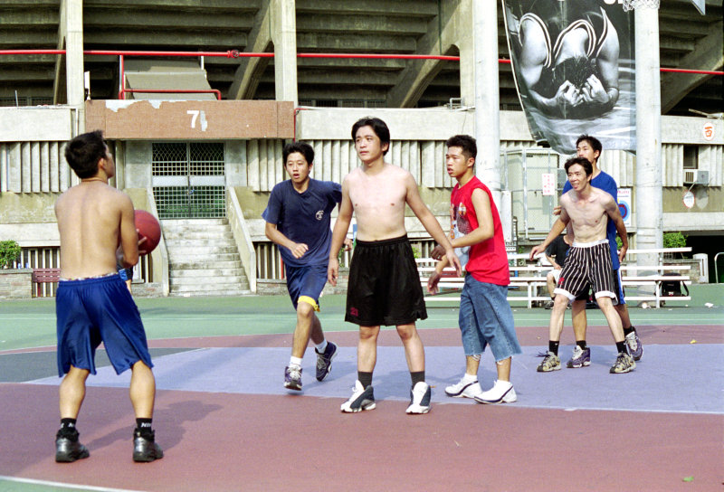台灣體育運動大學運動攝影夏天的籃球場(台中體育場)夏天籃球場系列-3攝影照片15