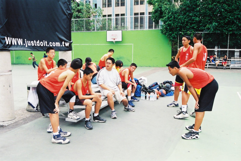 台灣體育運動大學運動攝影夏天的籃球場(台中體育場)激鬥籃球系列2(假日籃球賽)攝影照片10