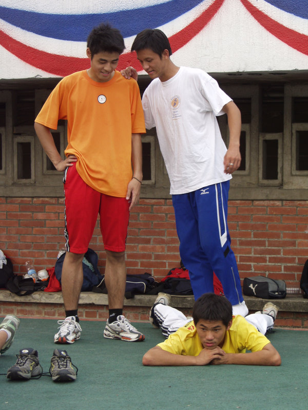 台灣體育運動大學運動攝影大豐裝訂田徑隊訓練20020818攝影照片19