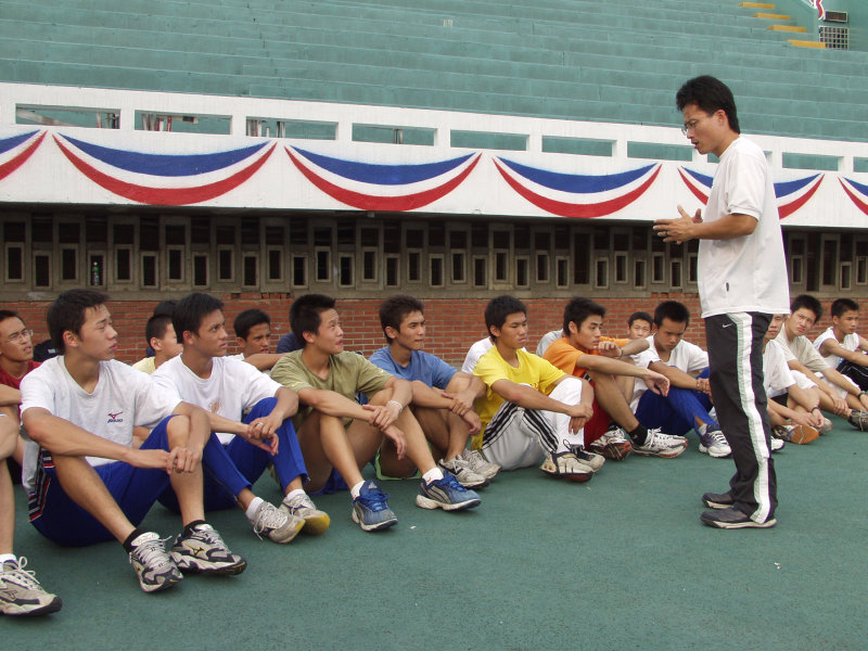 台灣體育運動大學運動攝影大豐裝訂田徑隊訓練20020818攝影照片23