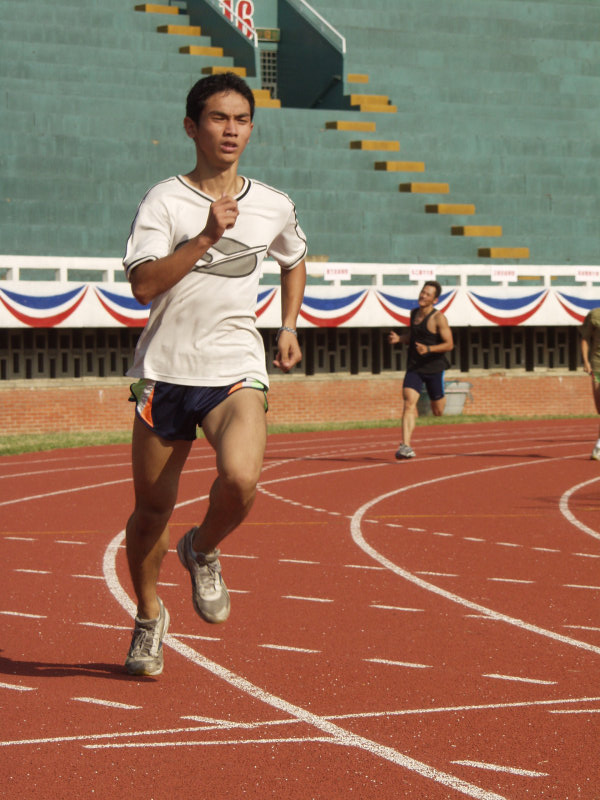 台灣體育運動大學運動攝影大豐裝訂田徑隊訓練20030601攝影照片46