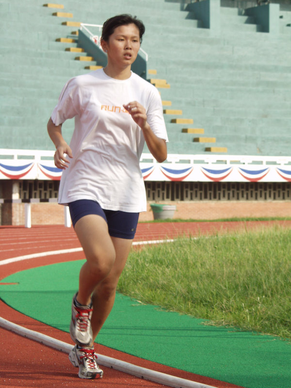台灣體育運動大學運動攝影大豐裝訂田徑隊訓練20030615攝影照片46