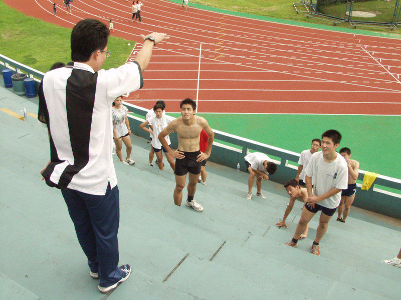 台灣體育運動大學運動攝影大豐裝訂田徑隊訓練20030622攝影照片19