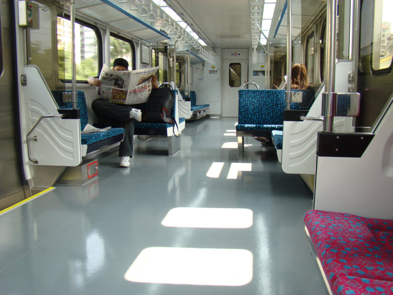 台灣鐵路旅遊攝影700型阿福電車車廂攝影照片6