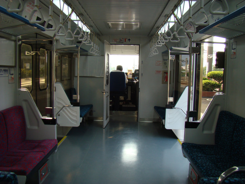 台灣鐵路旅遊攝影700型阿福電車車廂攝影照片17
