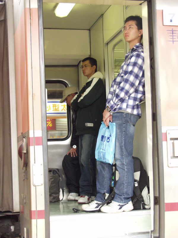 台灣鐵路旅遊攝影PP自強號攝影照片165