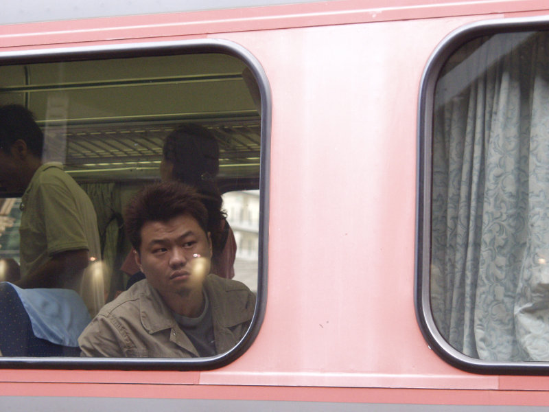 台灣鐵路旅遊攝影PP自強號攝影照片170