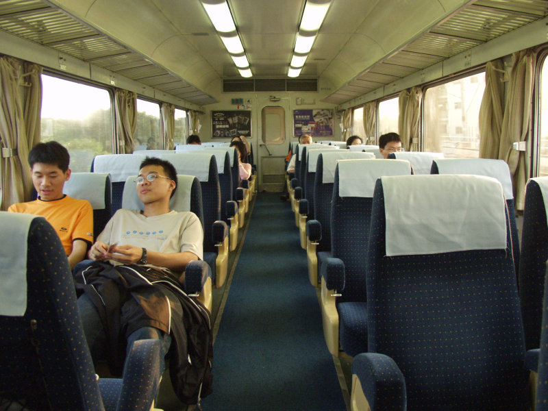 台灣鐵路旅遊攝影PP自強號攝影照片230