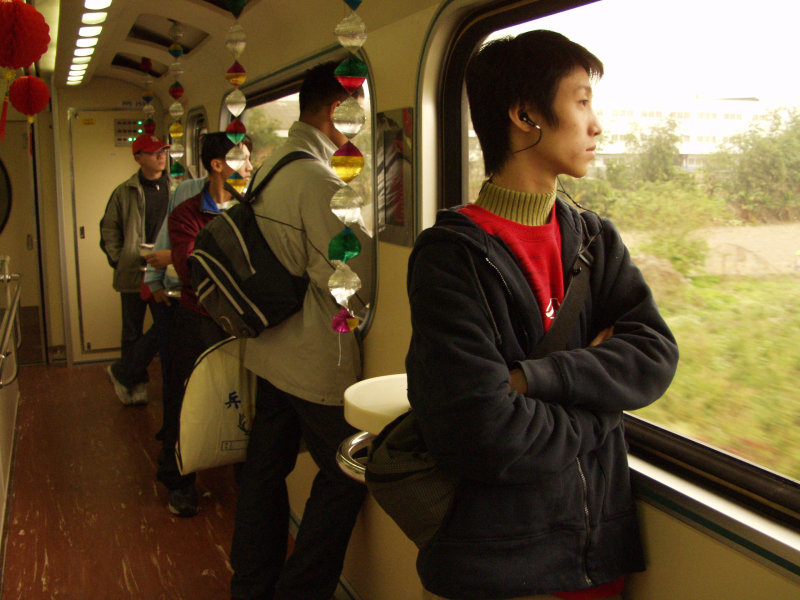 台灣鐵路旅遊攝影PP自強號餐車攝影照片11
