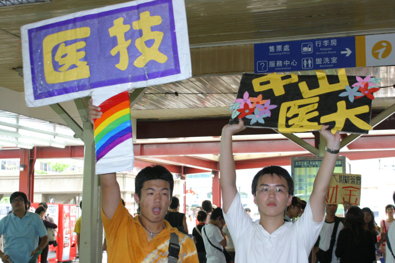 台灣鐵路旅遊攝影台中火車站大學迎新2005攝影照片12