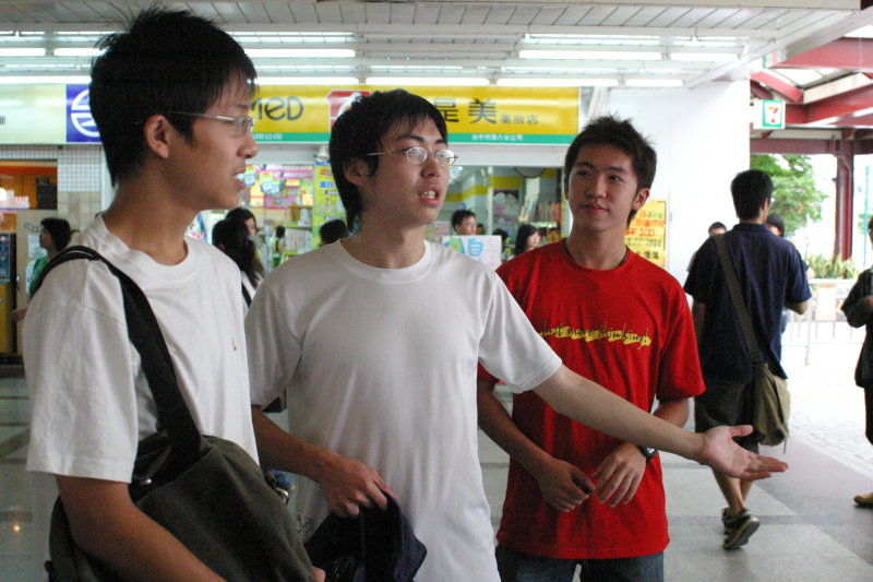 台灣鐵路旅遊攝影台中火車站大學迎新2005攝影照片26