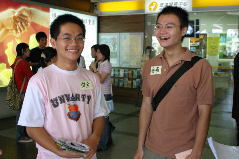 台灣鐵路旅遊攝影台中火車站大學迎新2005攝影照片49