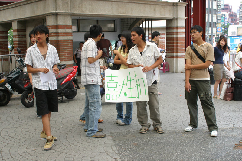 台灣鐵路旅遊攝影台中火車站大學迎新2005攝影照片67