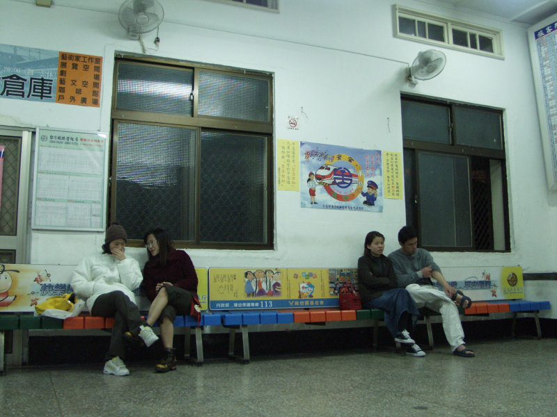 台灣鐵路旅遊攝影台中火車站後站候車室攝影照片37