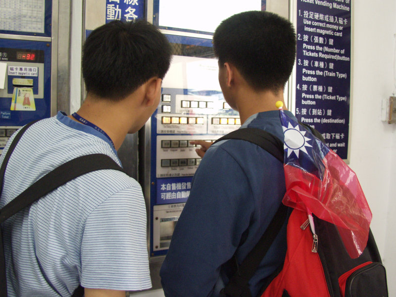 台灣鐵路旅遊攝影台中火車站後站候車室攝影照片43