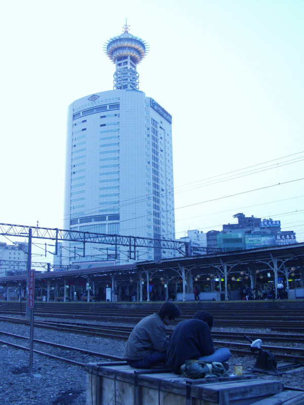 台灣鐵路旅遊攝影台中火車站後站廣場攝影照片16