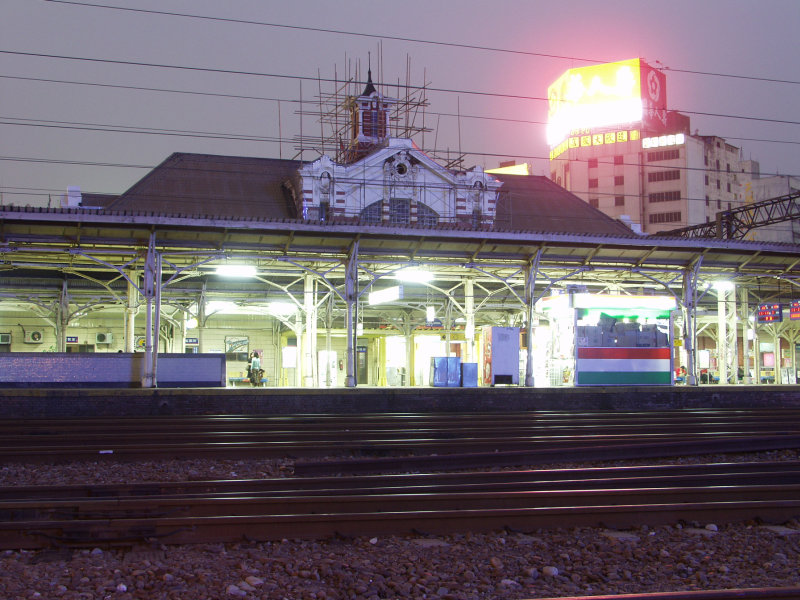 台灣鐵路旅遊攝影台中火車站後站廣場攝影照片19