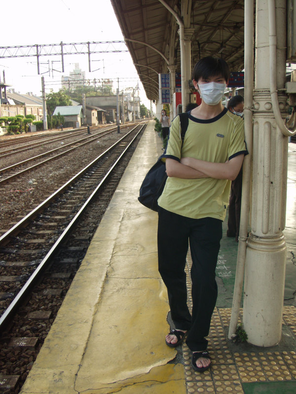 台灣鐵路旅遊攝影台中火車站月台2003年SRAS期間攝影照片18