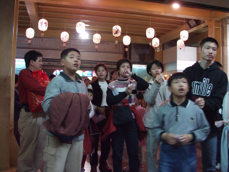 台灣鐵路旅遊攝影台中火車站月台旅客2003年攝影照片36
