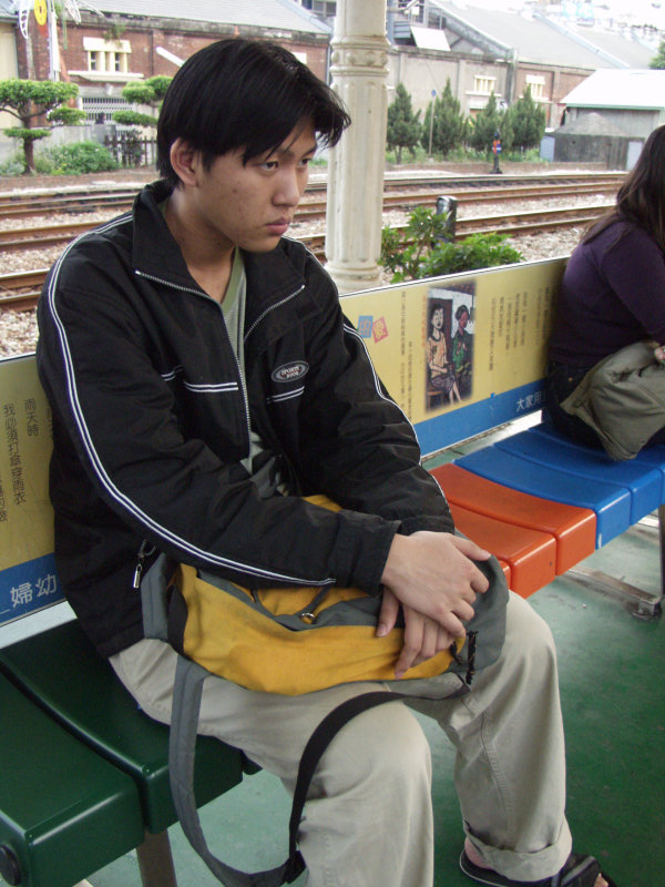 台灣鐵路旅遊攝影台中火車站月台旅客2003年攝影照片68
