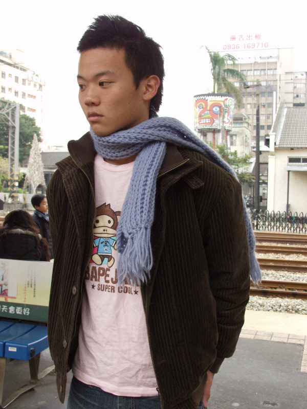 台灣鐵路旅遊攝影台中火車站月台旅客特寫2006攝影照片213