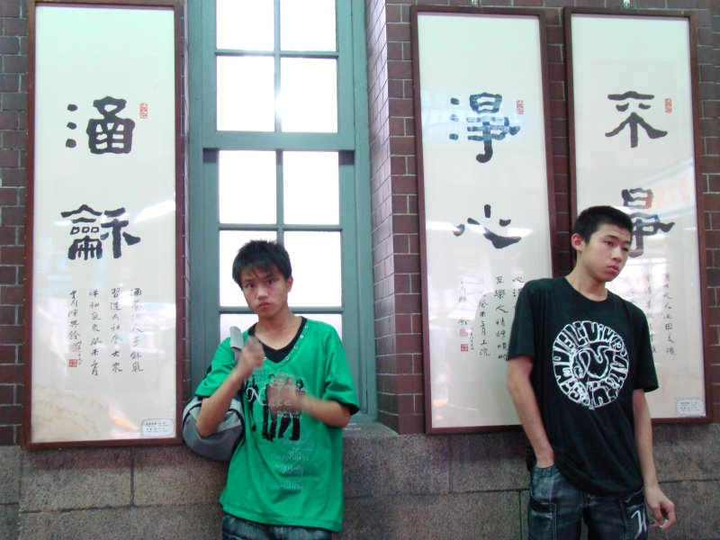 台灣鐵路旅遊攝影台中火車站月台旅客特寫2007攝影照片33