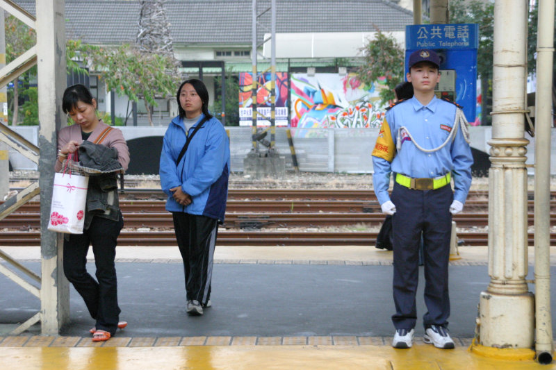 台灣鐵路旅遊攝影台中火車站高中儀隊表演台中一中攝影照片13