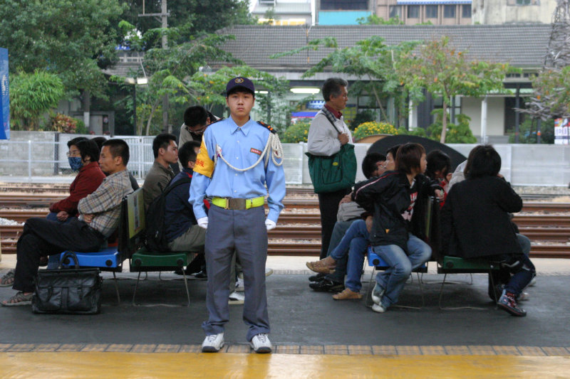 台灣鐵路旅遊攝影台中火車站高中儀隊表演台中一中攝影照片14