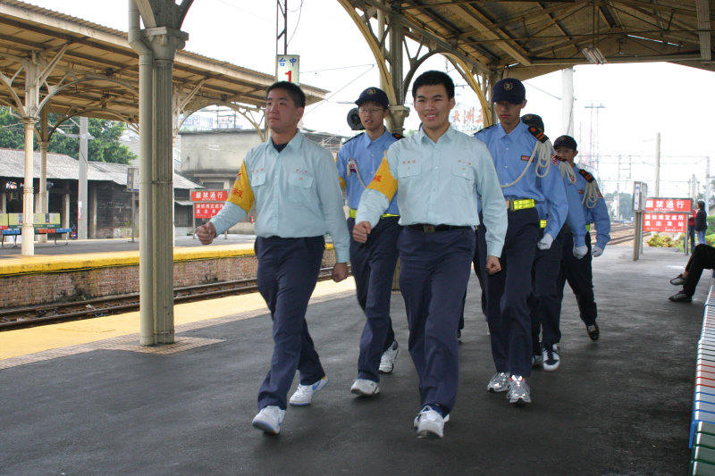 台灣鐵路旅遊攝影台中火車站高中儀隊表演台中一中攝影照片41