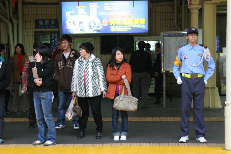 台灣鐵路旅遊攝影台中火車站高中儀隊表演台中一中攝影照片49