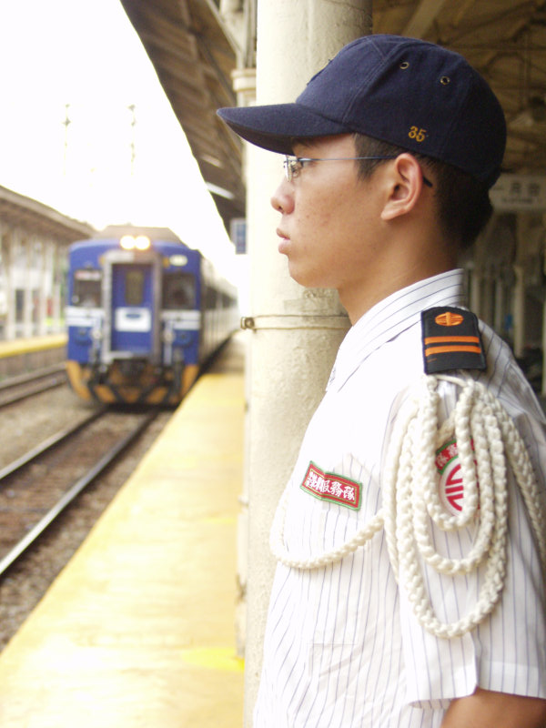 台灣鐵路旅遊攝影台中火車站高中儀隊表演台中一中攝影照片54