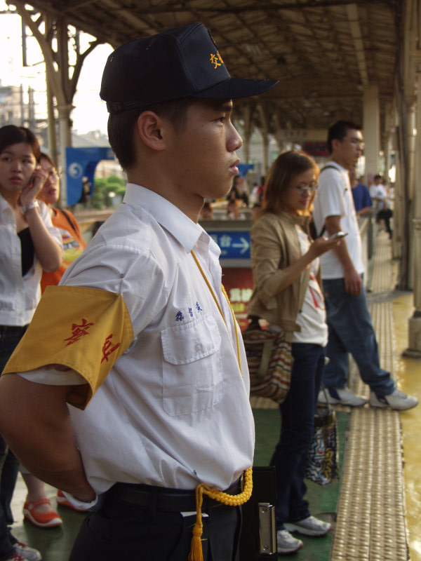 台灣鐵路旅遊攝影台中火車站高中儀隊表演文華高中攝影照片15