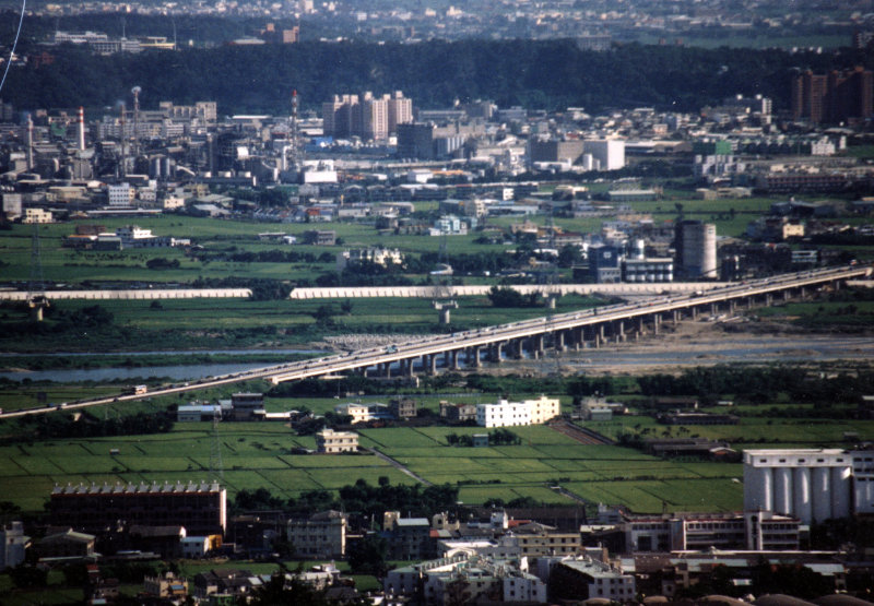 台灣鐵路旅遊攝影山線鐵路台中大肚溪橋攝影照片1