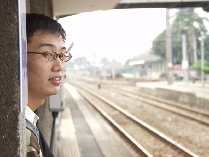 台灣鐵路旅遊攝影山線鐵路台中縣王田成功火車站旅客速寫攝影照片7