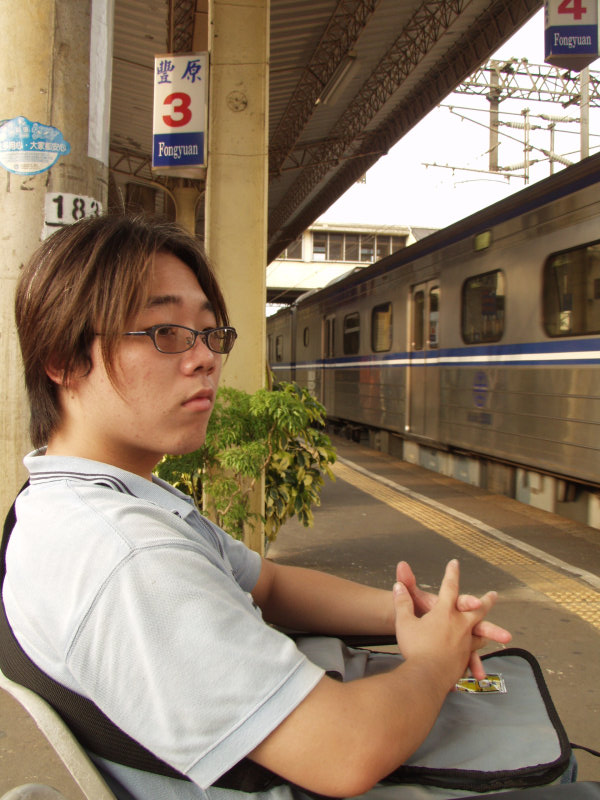 台灣鐵路旅遊攝影山線鐵路豐原火車站2003攝影照片13