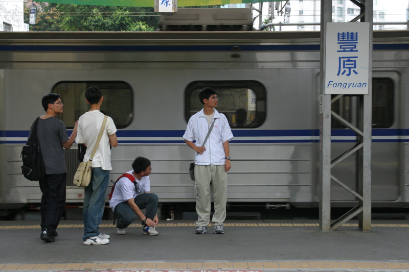 台灣鐵路旅遊攝影山線鐵路豐原火車站2005攝影照片3