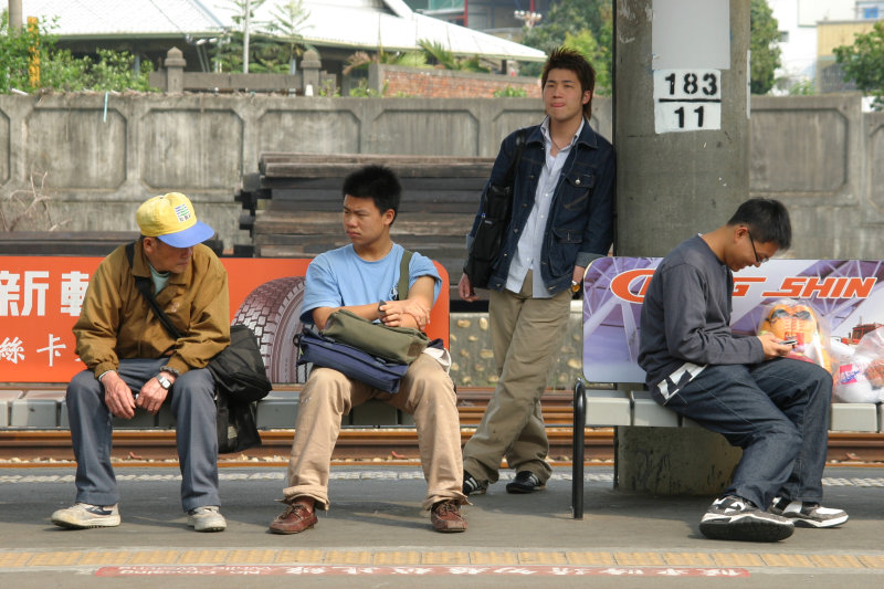 台灣鐵路旅遊攝影山線鐵路豐原火車站2005攝影照片39