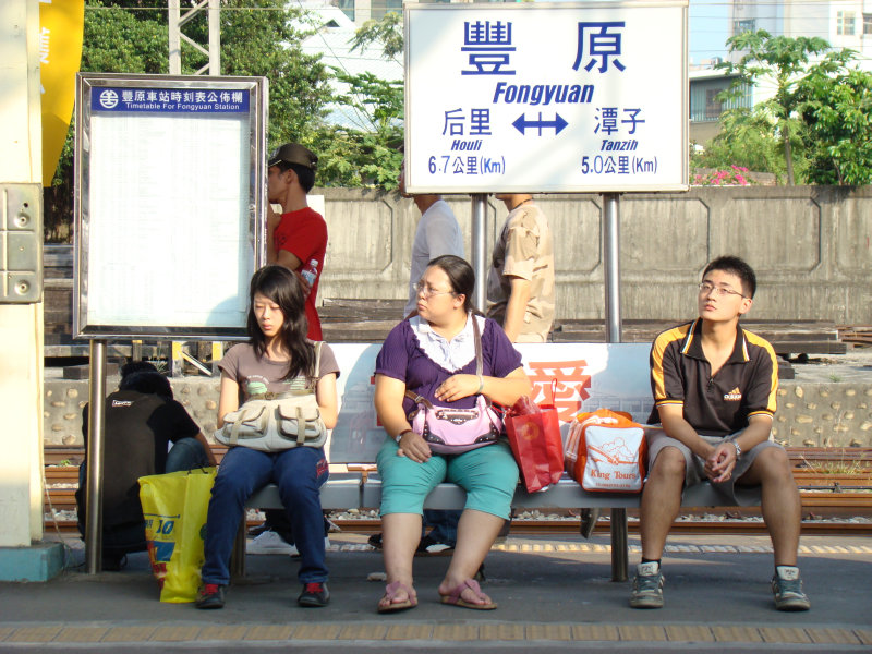 台灣鐵路旅遊攝影山線鐵路豐原火車站2007攝影照片7