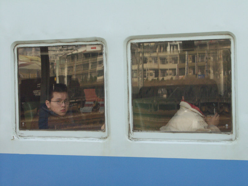 台灣鐵路旅遊攝影彰化火車站月台旅客2003年攝影照片7