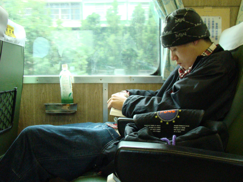 台灣鐵路旅遊攝影復興號攝影照片2