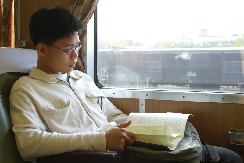 台灣鐵路旅遊攝影復興號攝影照片9