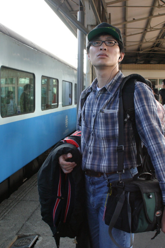 台灣鐵路旅遊攝影縱貫線嘉義火車站攝影照片4