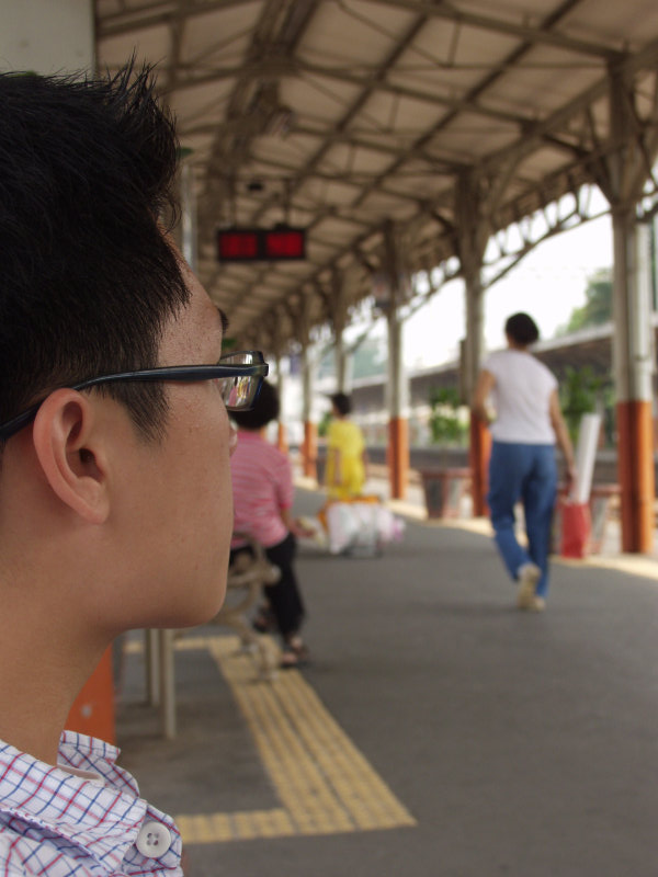 台灣鐵路旅遊攝影縱貫線嘉義火車站攝影照片11