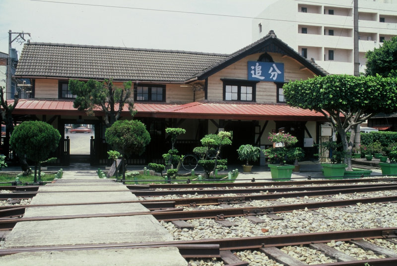 台灣鐵路旅遊攝影追分火車站建築攝影記錄2000年攝影照片1