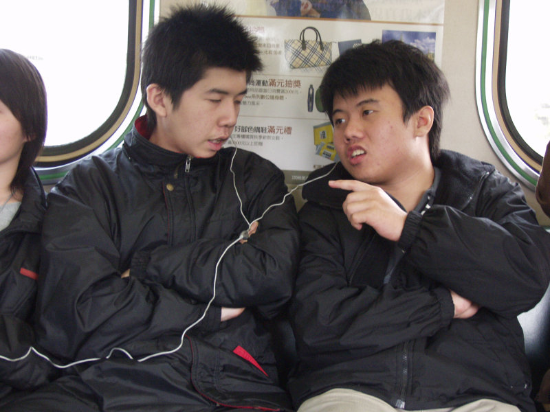 台灣鐵路旅遊攝影電車-區間車交談的旅客2005攝影照片592