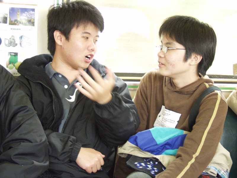 台灣鐵路旅遊攝影電車-區間車交談的旅客2005攝影照片604