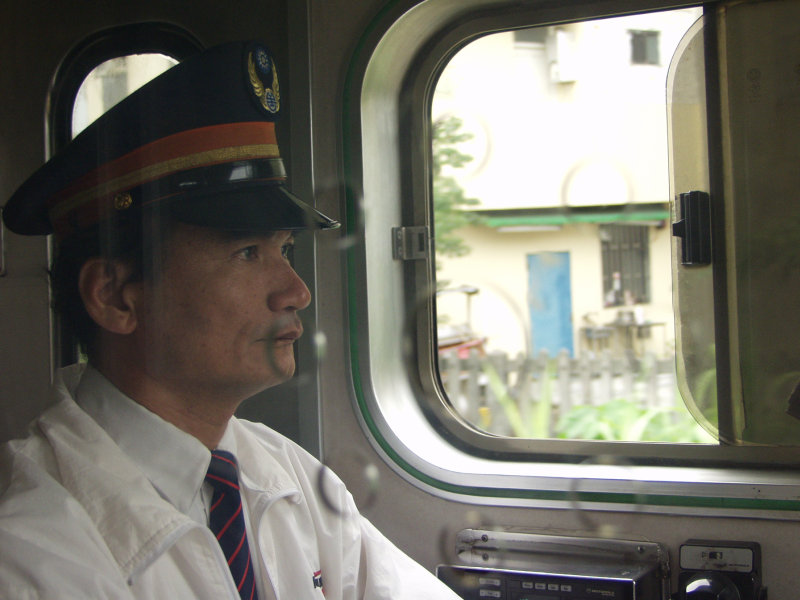 台灣鐵路旅遊攝影電車-區間車旅客特寫2002攝影照片7