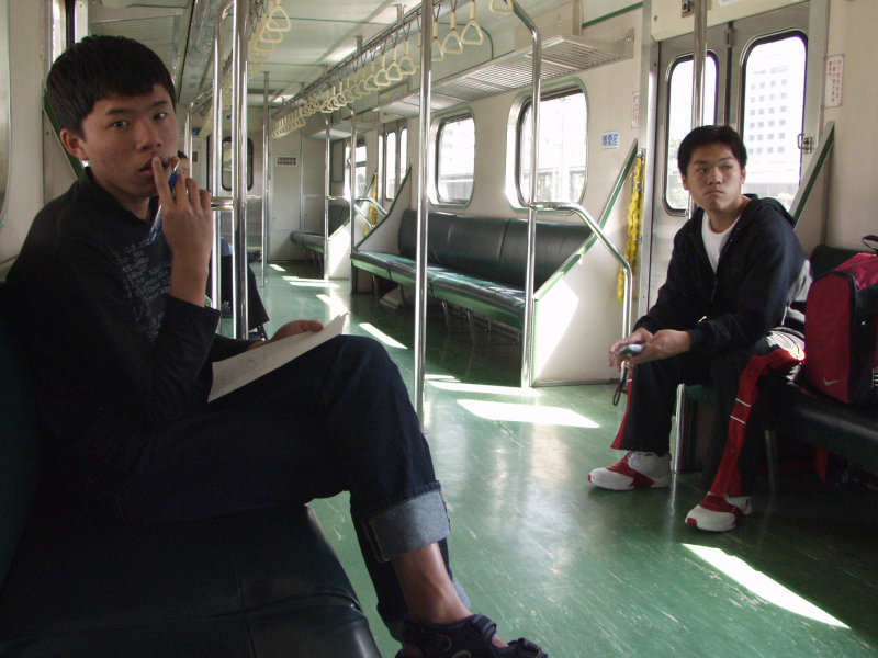 台灣鐵路旅遊攝影電車-區間車旅客特寫2002攝影照片8