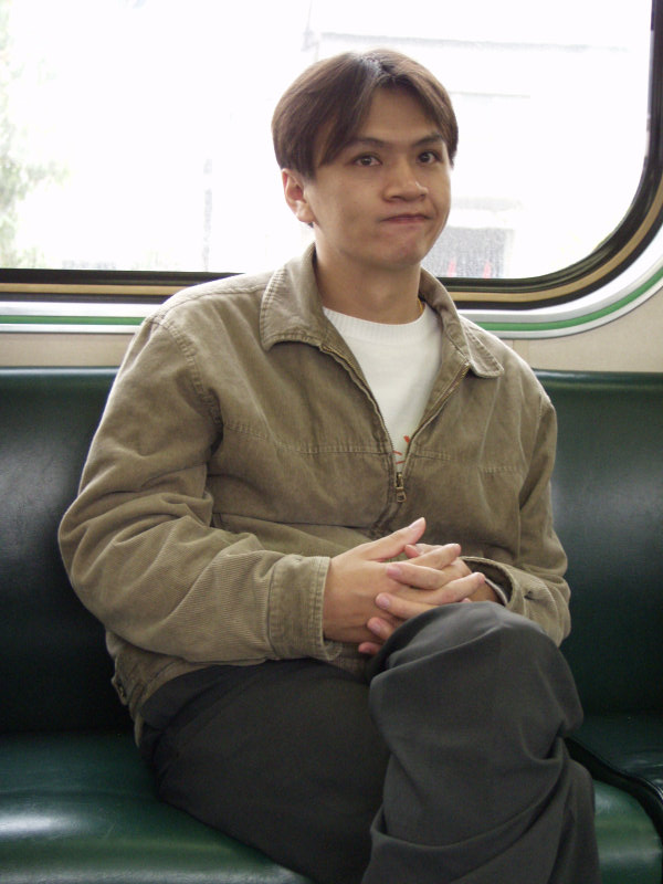 台灣鐵路旅遊攝影電車-區間車旅客特寫2003攝影照片16
