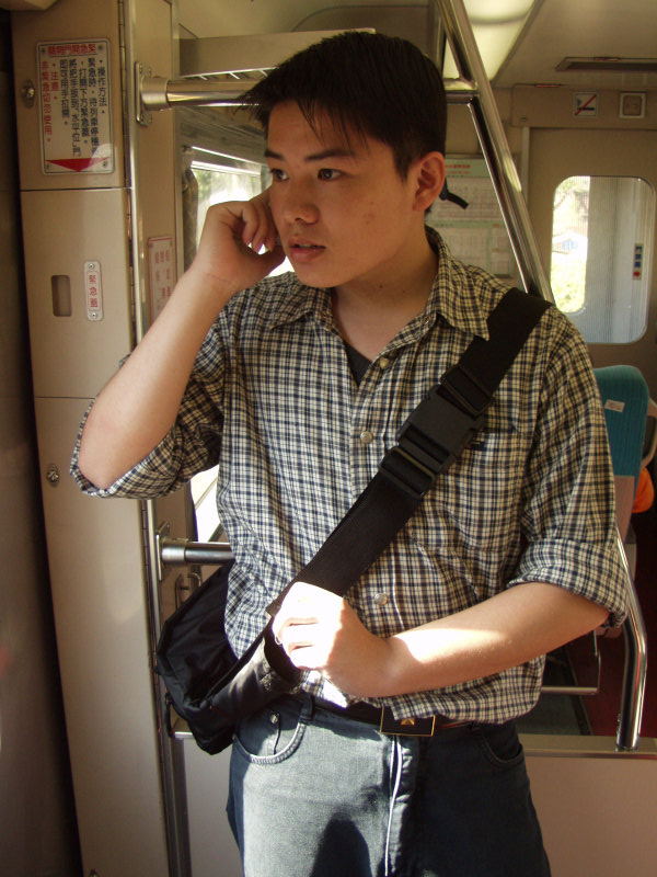 台灣鐵路旅遊攝影電車-區間車旅客特寫2003攝影照片34